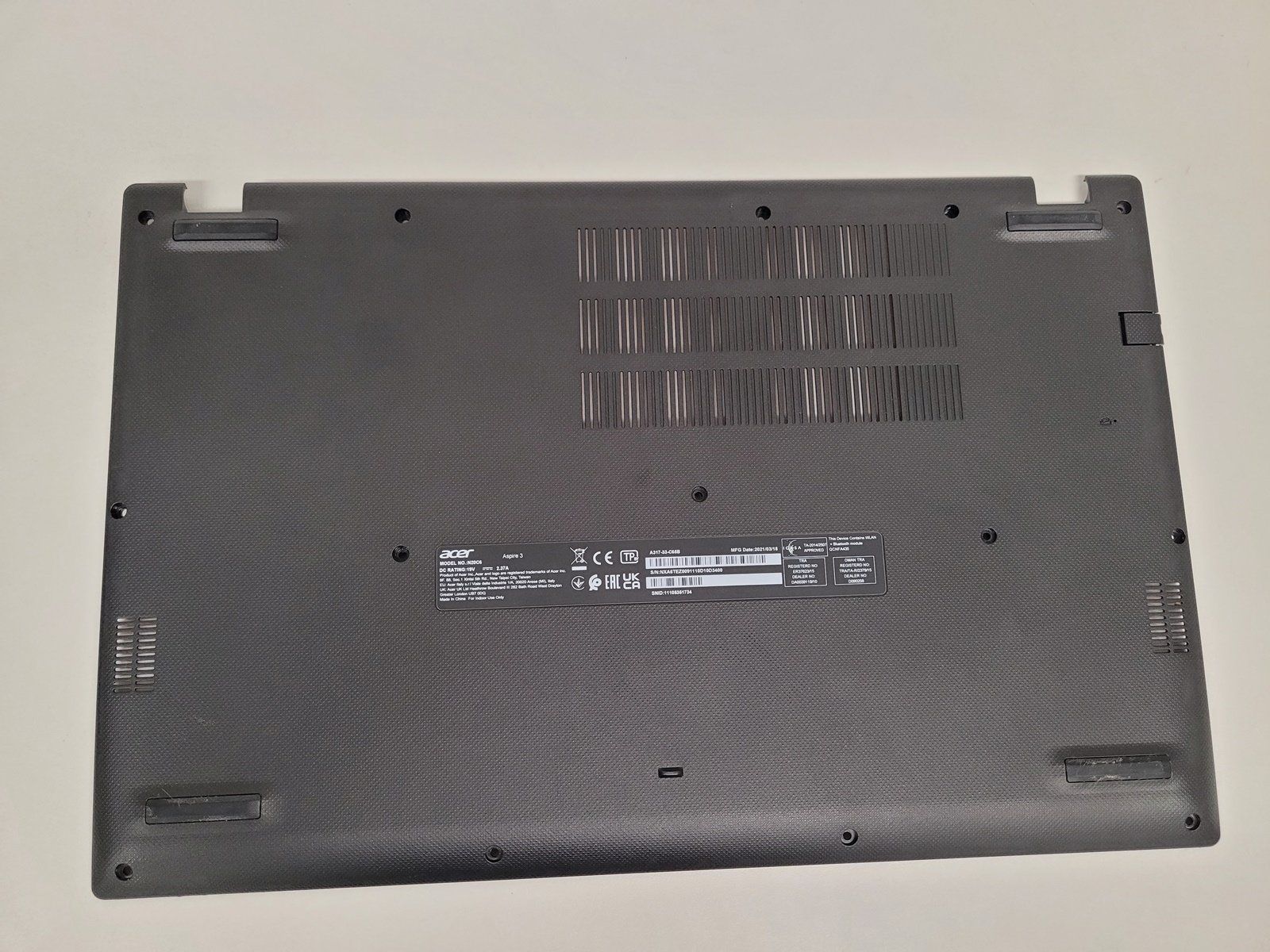 Componenti elettronici: ACER ASPIRE 3,  Rückseite Boden – Usato da Wald ZH venduto da 89kingle