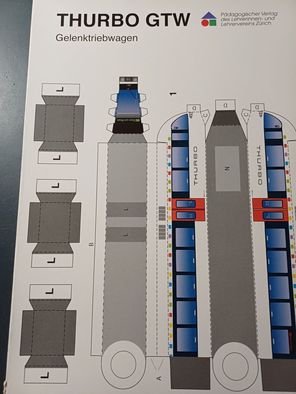 Kit bricolage: 5 Schöne Bastelbogen – Usato da Zürich venduto da Atad 3
