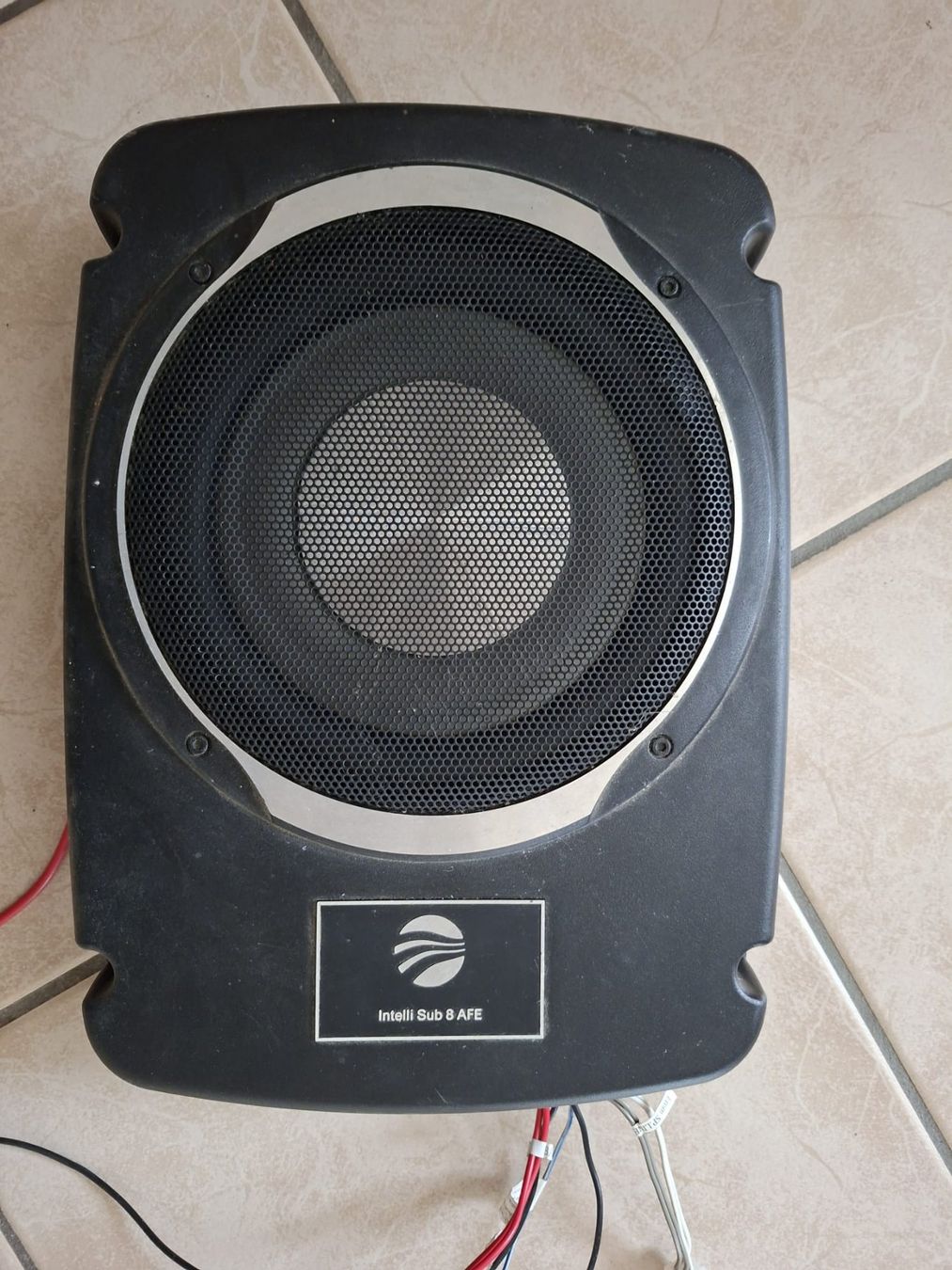 Verstärker: Aktiv Subwoofer für Auto – Gebraucht aus Brittnau von Kristina96b