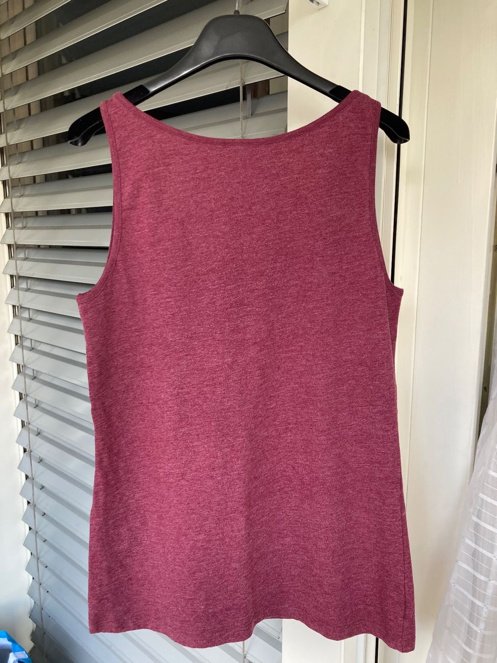 Tops: T-shirt mit frechem Print – Gebraucht aus Neuenhof von Ivita 1