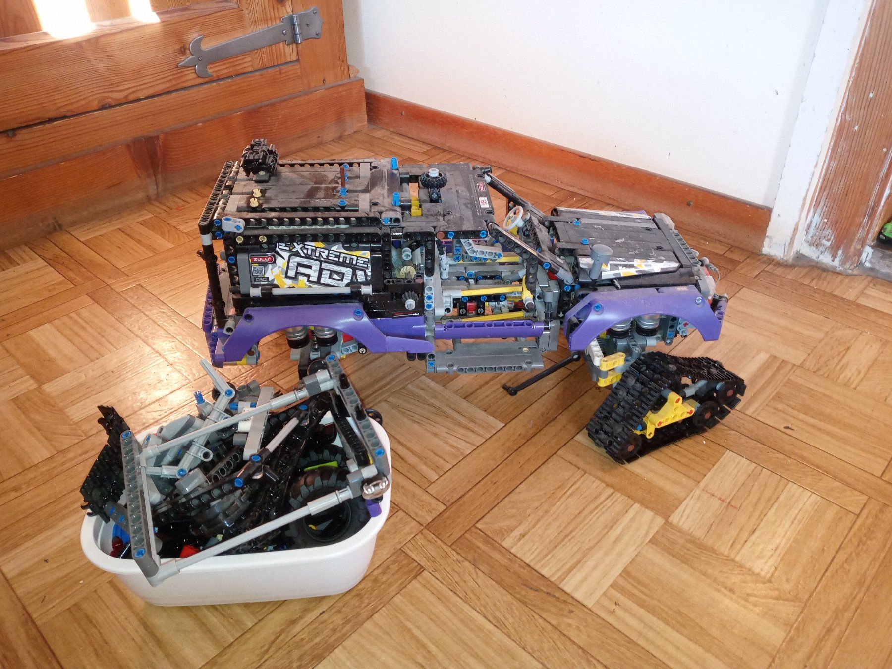Lego Spielzeuge: 42069 LEGO Technic Extreme Adventure – Gebraucht aus Prez-vers-Siviriez von Monija70
