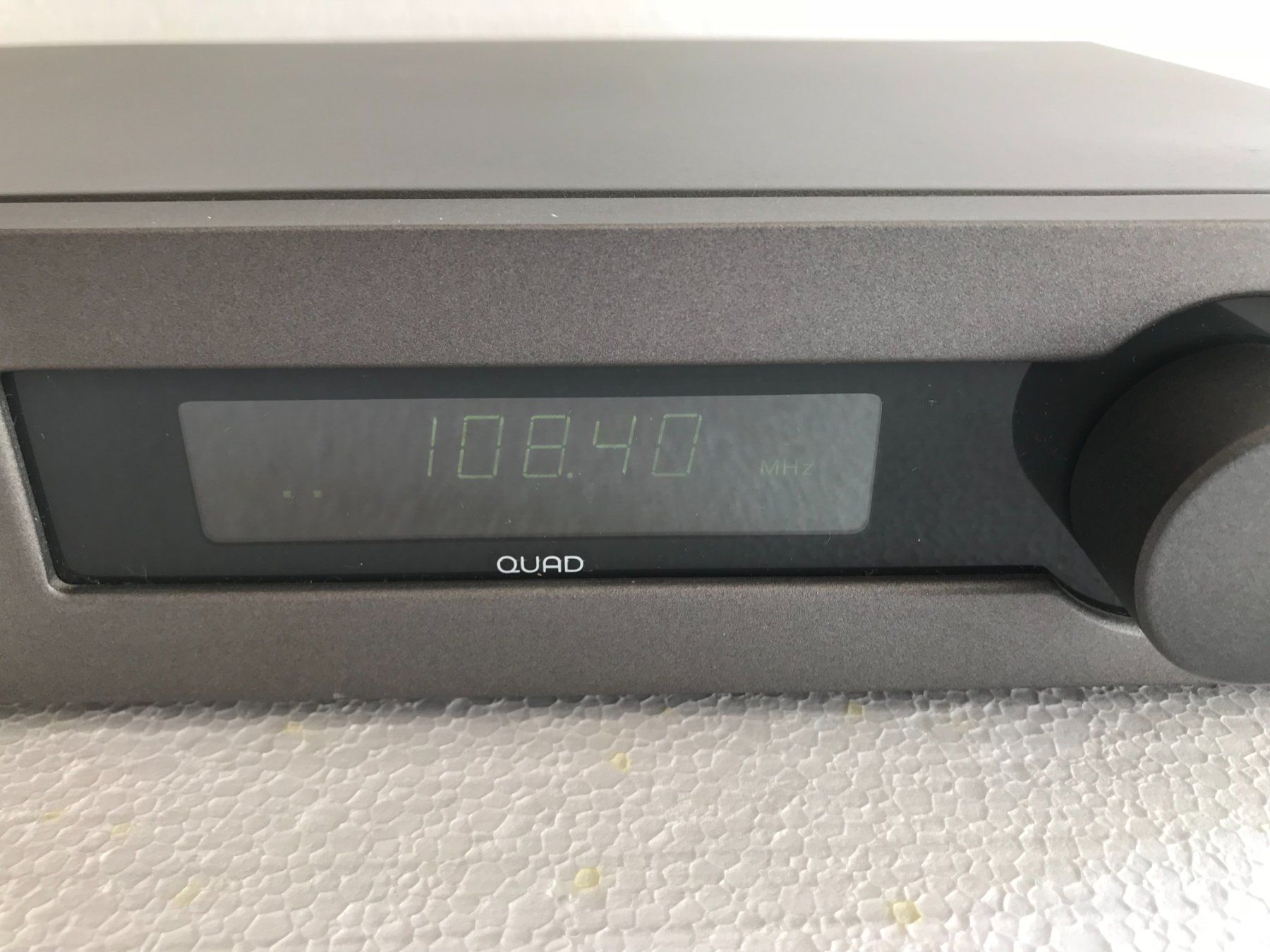 Radio: High-end Tuner Quad FM4 – Usato da Stallikon venduto da felixmuster 3