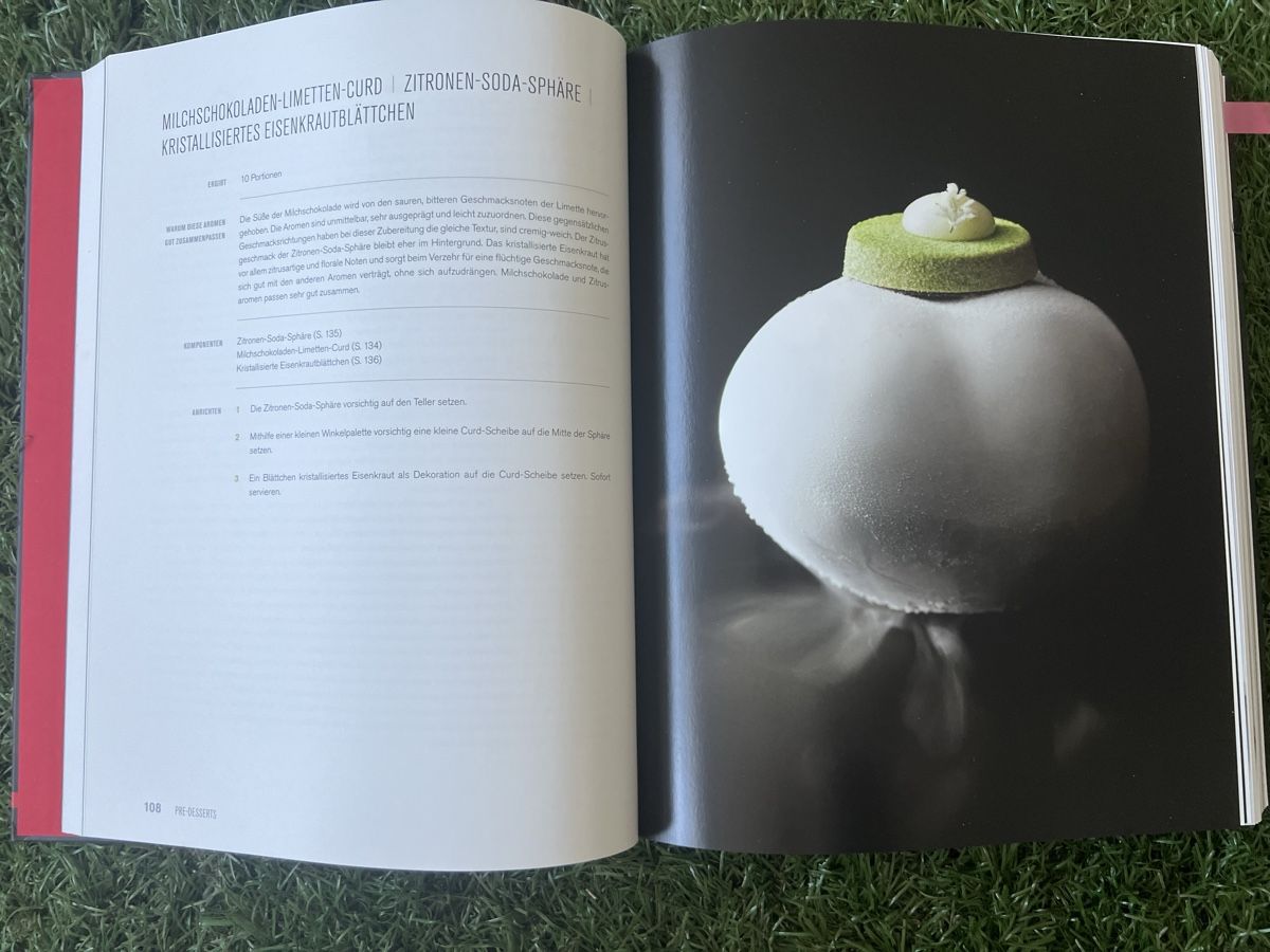 Bücher: Elements of Desserts – Neu (gemäss Beschreibung) aus Madetswil von Biker100 5