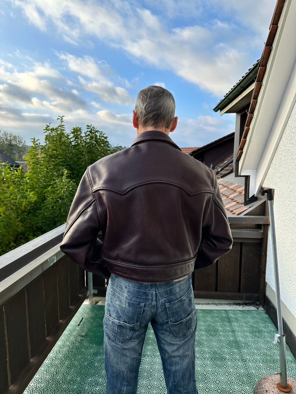 Giacche: Edle Lederjacke, braun-bordeauxrot, Einzelanfertigung M – Usato da Gümmenen venduto da FelizitasHermann 2
