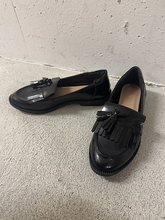 Scarpe da donna: Ballerinas, Gr. 36 schwarz – Usato da Uster venduto da cynale