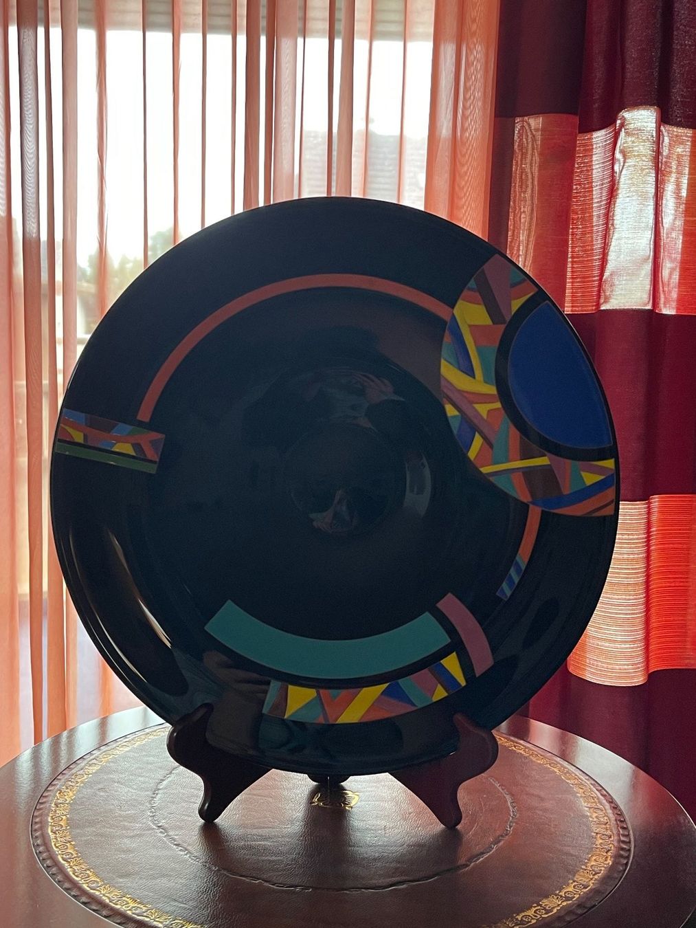 Tutte le decorazioni: Andrea Holzhauser Design-Teller – Usato da Niederwil AG venduto da Allegra-9 1