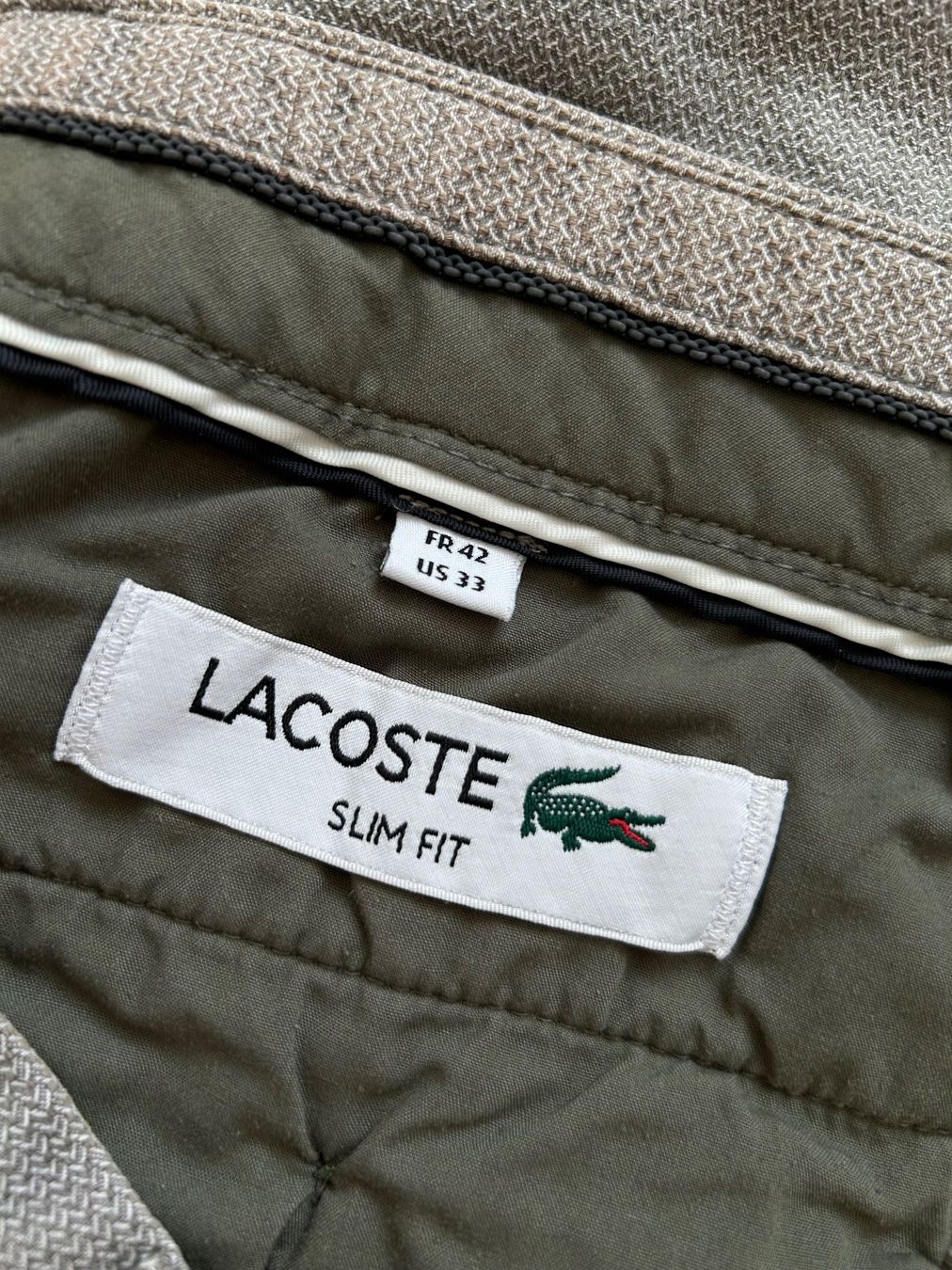 Lacoste Pantaloni: Lacoste trousers – Usato da Zürich venduto da _nathalie_ 2