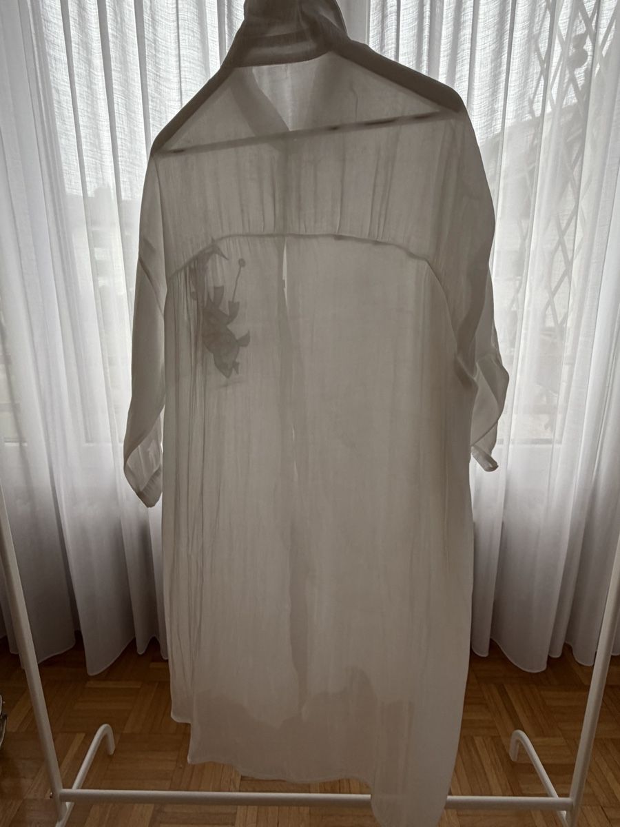 Camicette: Bluse Long – Usato da Dübendorf venduto da Martha06 3