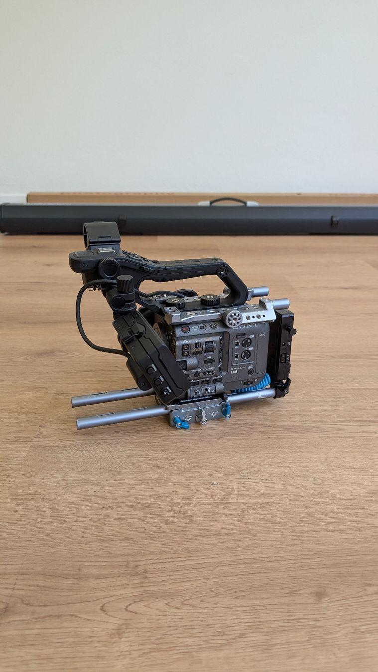 Sony Caméscopes: Sony FX6 inkl. Kondor Blue Rig – D'occasion à Winterthur par xazax