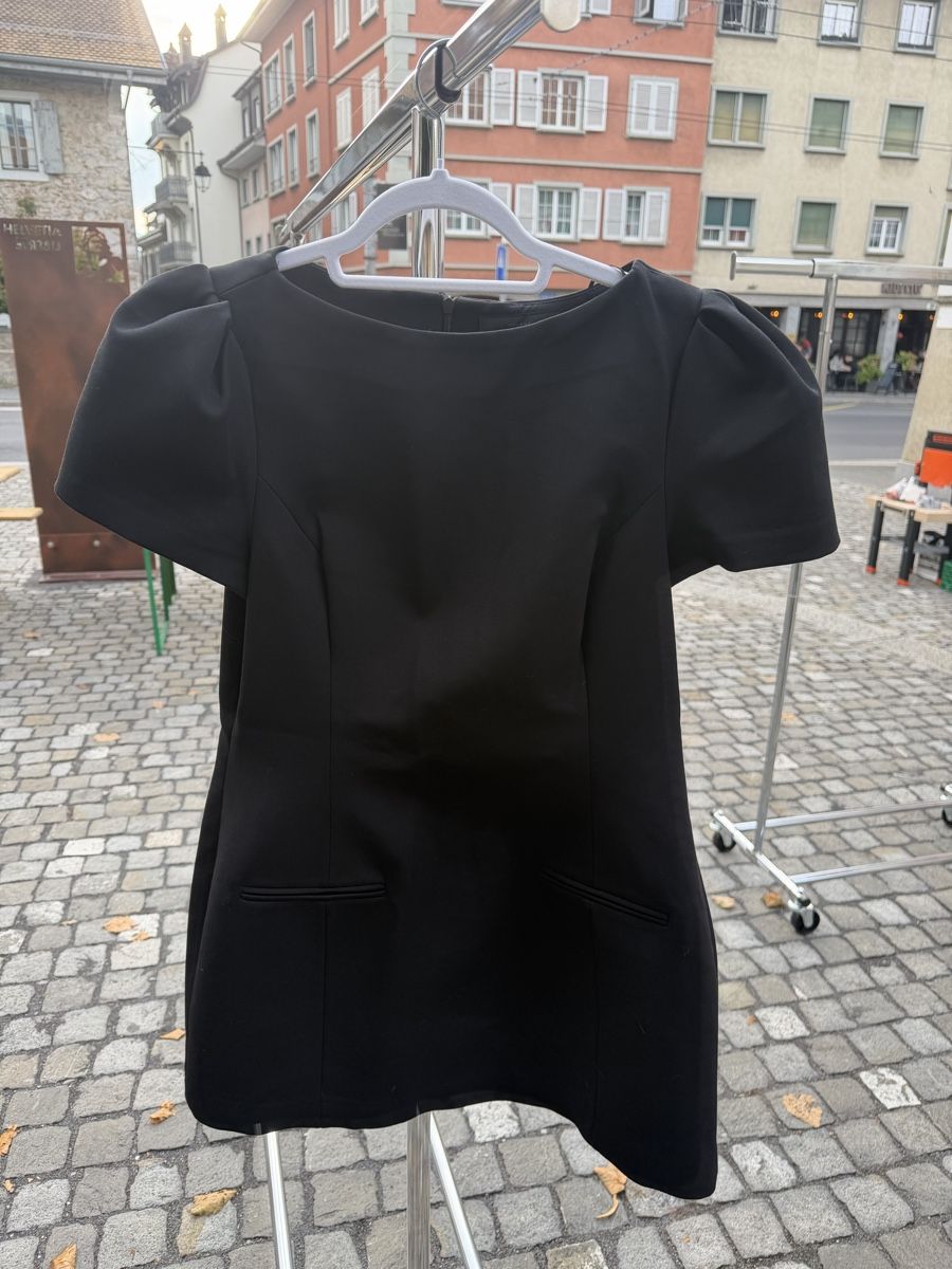 Zara Kleider: Robe virale Zara – Neu (gemäss Beschreibung) aus Bossonnens von min_qzn8 1