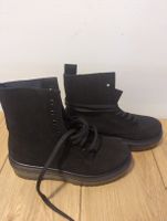 Schwarze Plateau Schnürstiefel, von Office London Grösse 38