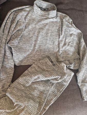 Ensemble Boohoo gris taille 38