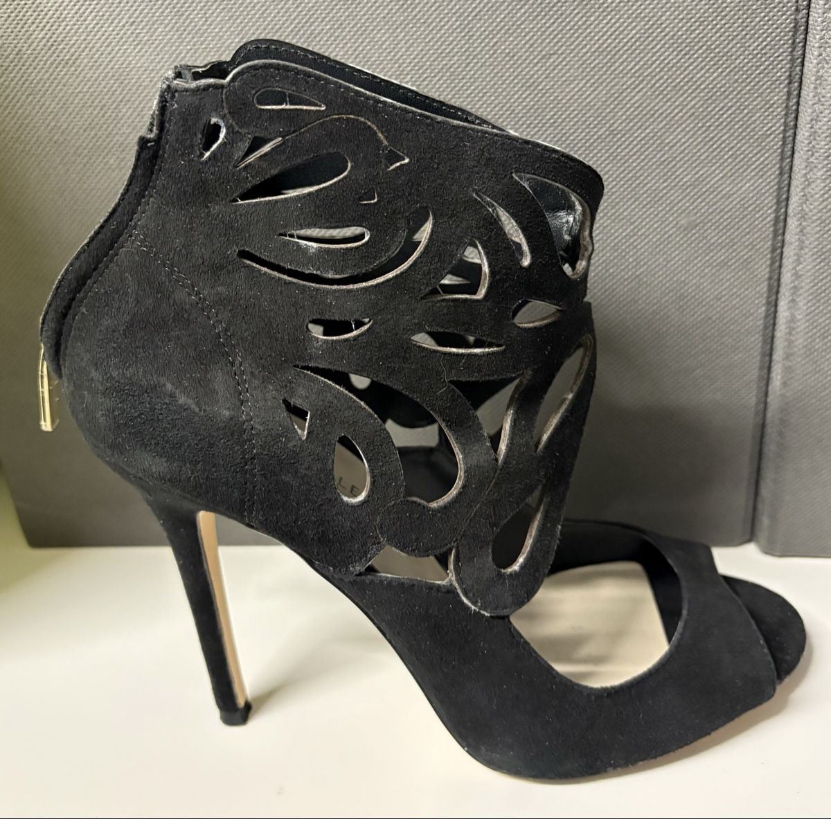 Karen Millen Scarpe da donna: Escarpins Karen Millen – Nuovo (secondo la descrizione) da Vich venduto da NatachaCK