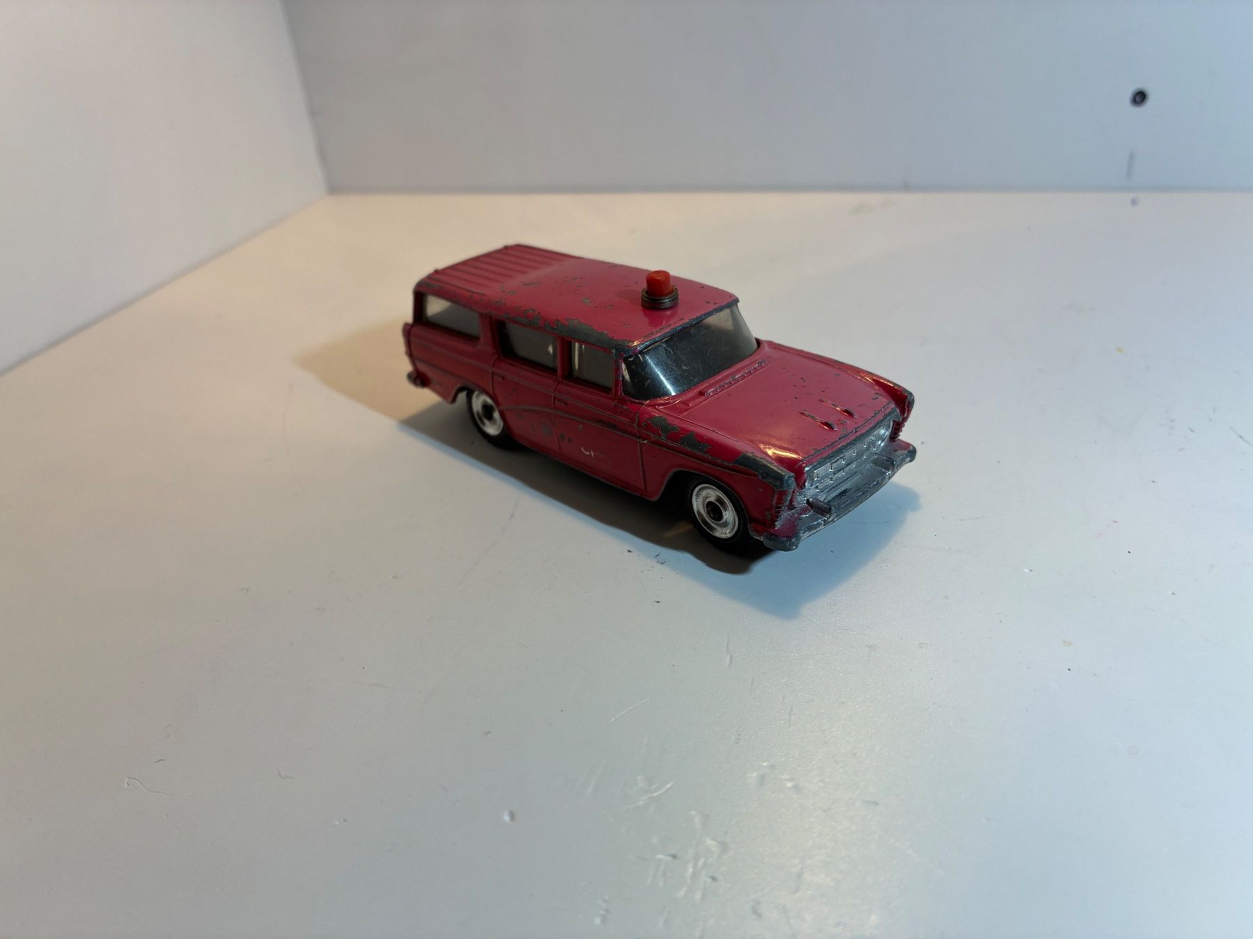 Dinky Toys Modellini d'auto: Dinky Nash – Usato da Gümmenen venduto da Supererland 7