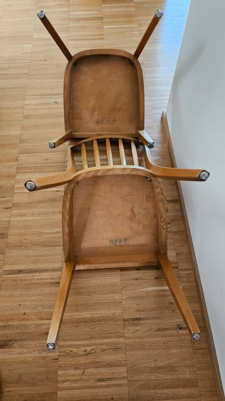 Sedie: Holzstuhl, Set mit 2 Stück – Usato da Jona venduto da ASMARADO 2