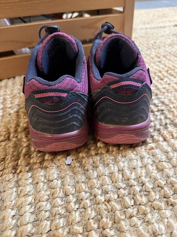 Chaussures filles: Trekkingschuhe Grösse 35 – D'occasion à Rifferswil par kaa82 3
