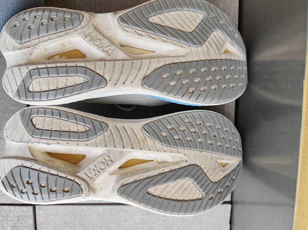 Scarpe da uomo: HOKA MACH X3 – Usato da Nottwil venduto da Fresh03 2