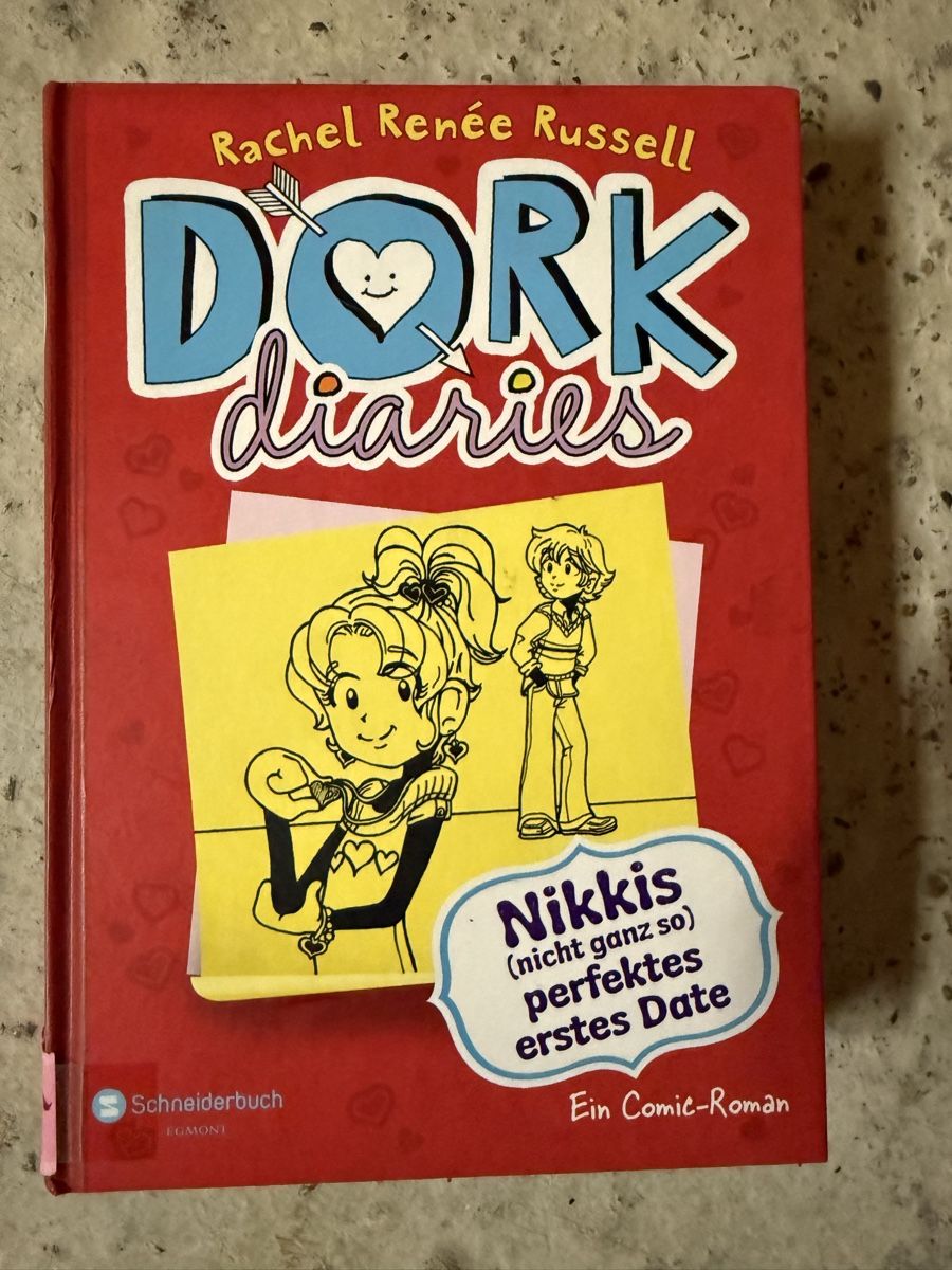 Libri: Dork Diaries – Nuovo (secondo la descrizione) da Andwil SG venduto da Skyline21