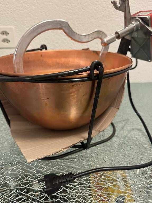 Elettrodomestici da cucina: Küchenmaschine La Cuoca Automatica Kupfer gebraucht – Usato da Bern venduto da Ninitto 3