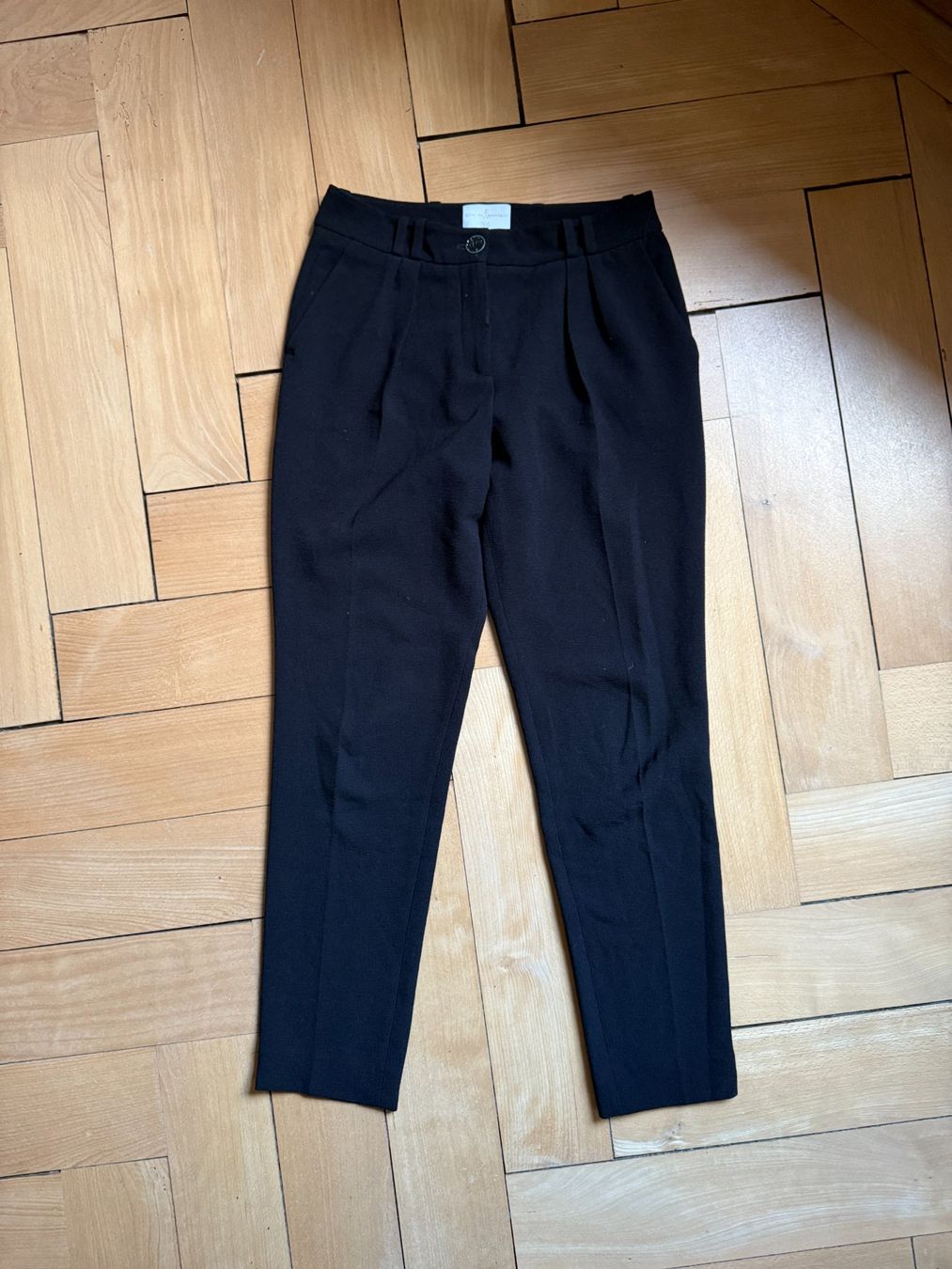 Pantaloni: CUISSE DE GRENOUILLE - Hose schwarz 34 – Usato da Zürich venduto da Diazaio