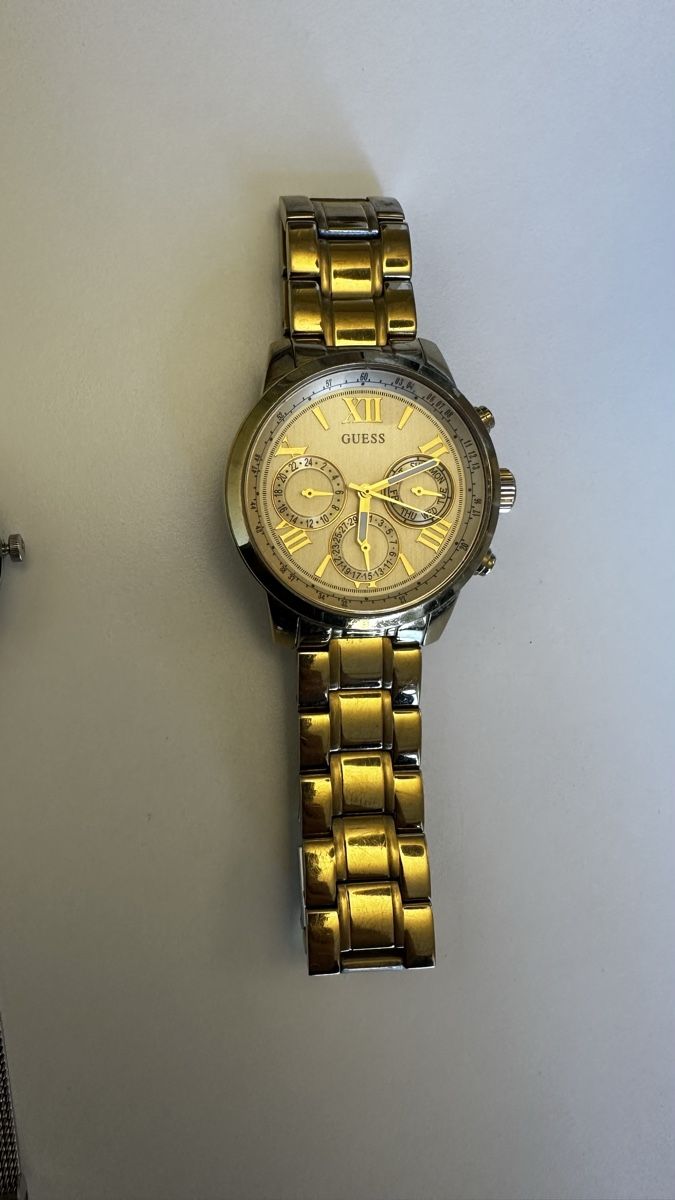Guess Orologi: Montre Guess dorée – Usato da Villars-sur-Glâne venduto da mer_wgr8 3