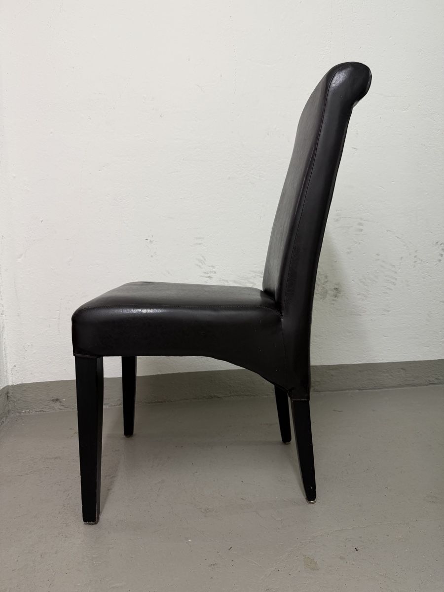 Stühle: Schwarze Esszimmerstühle – Gebraucht aus Zürich von yan_f9t9 3