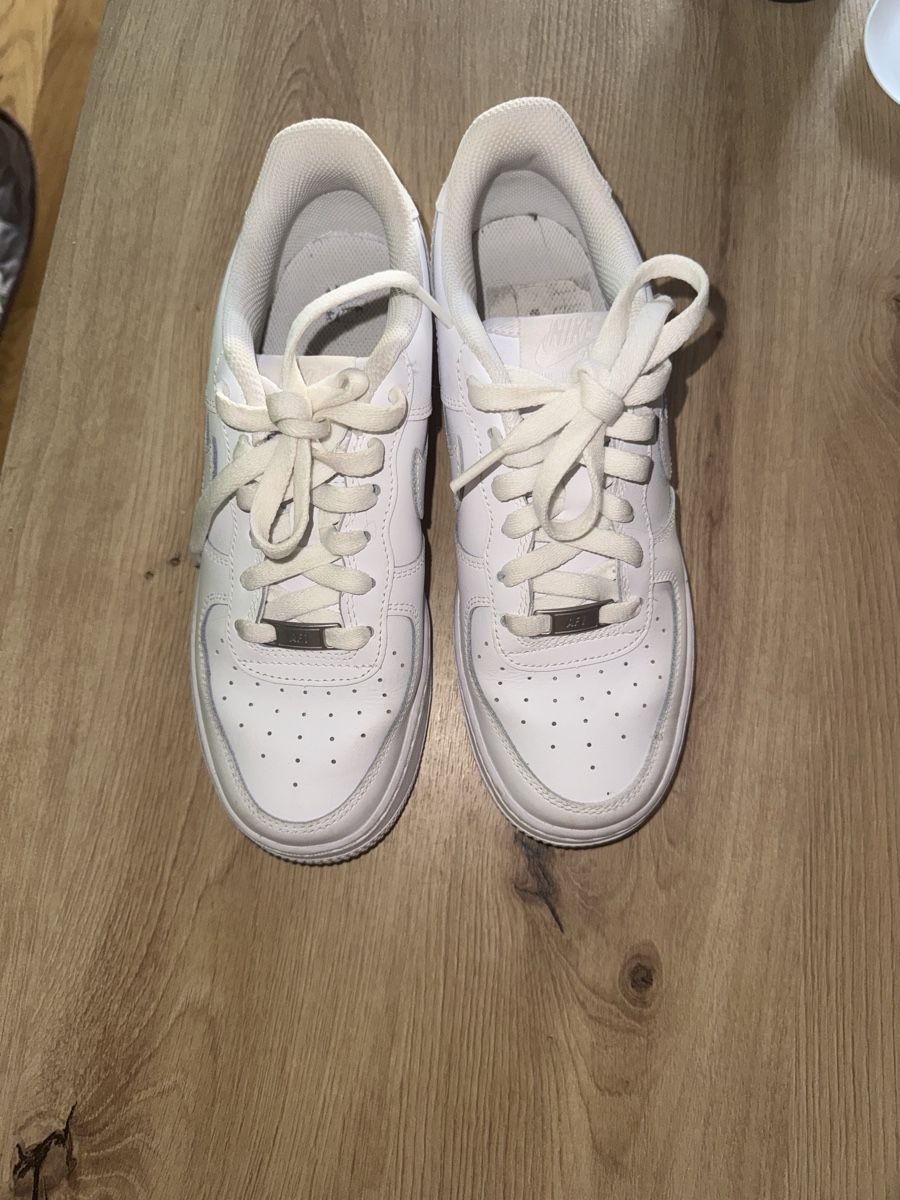 Nike Herrenschuhe: Air force 1  – Neu (gemäss Beschreibung) aus Prilly von mal_c5zd