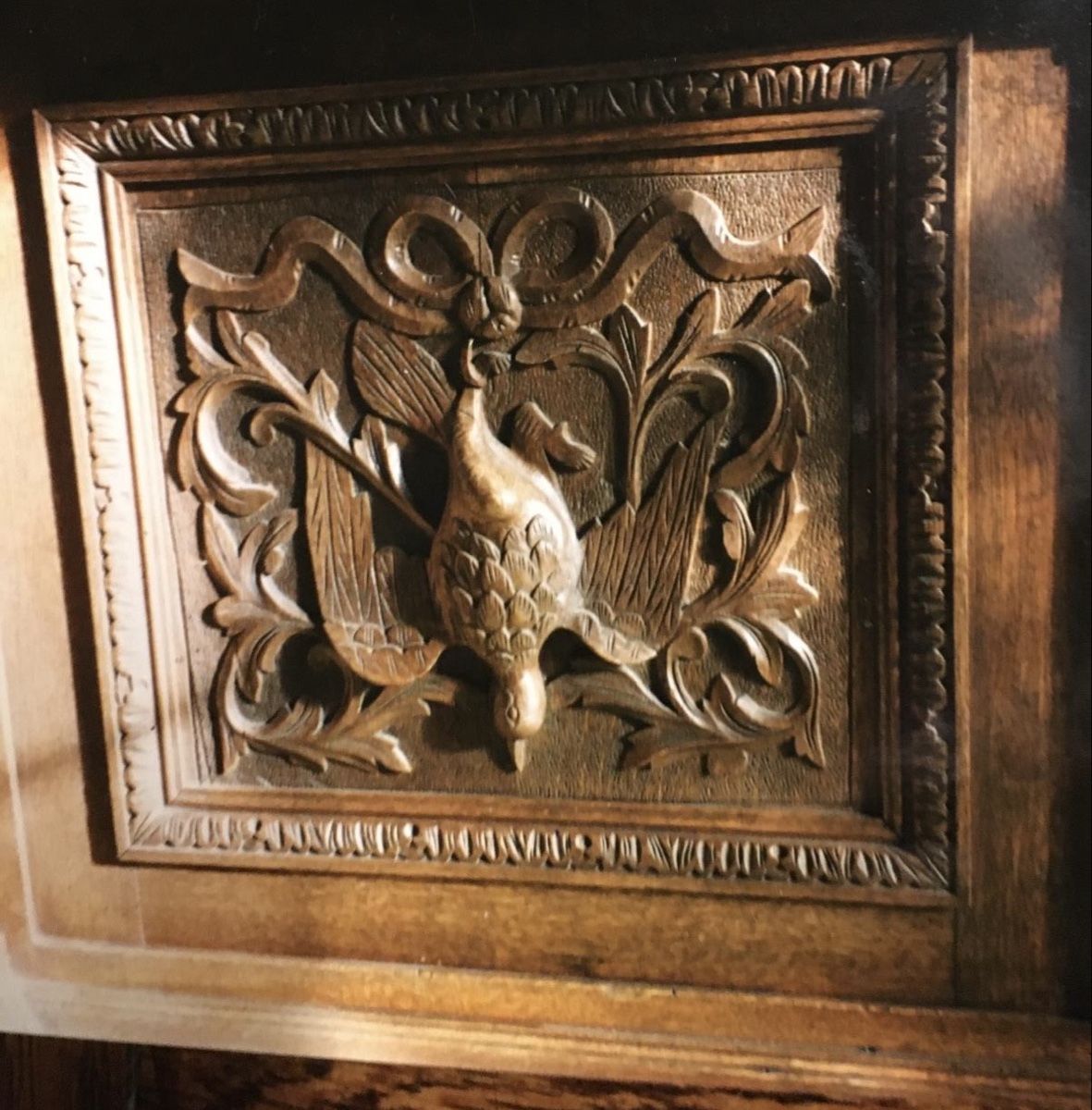 Vetrine: Antikes handgeschnitztes-Vitrine 1880 Unikat – Usato da Hombrechtikon venduto da rac_6w5q 5