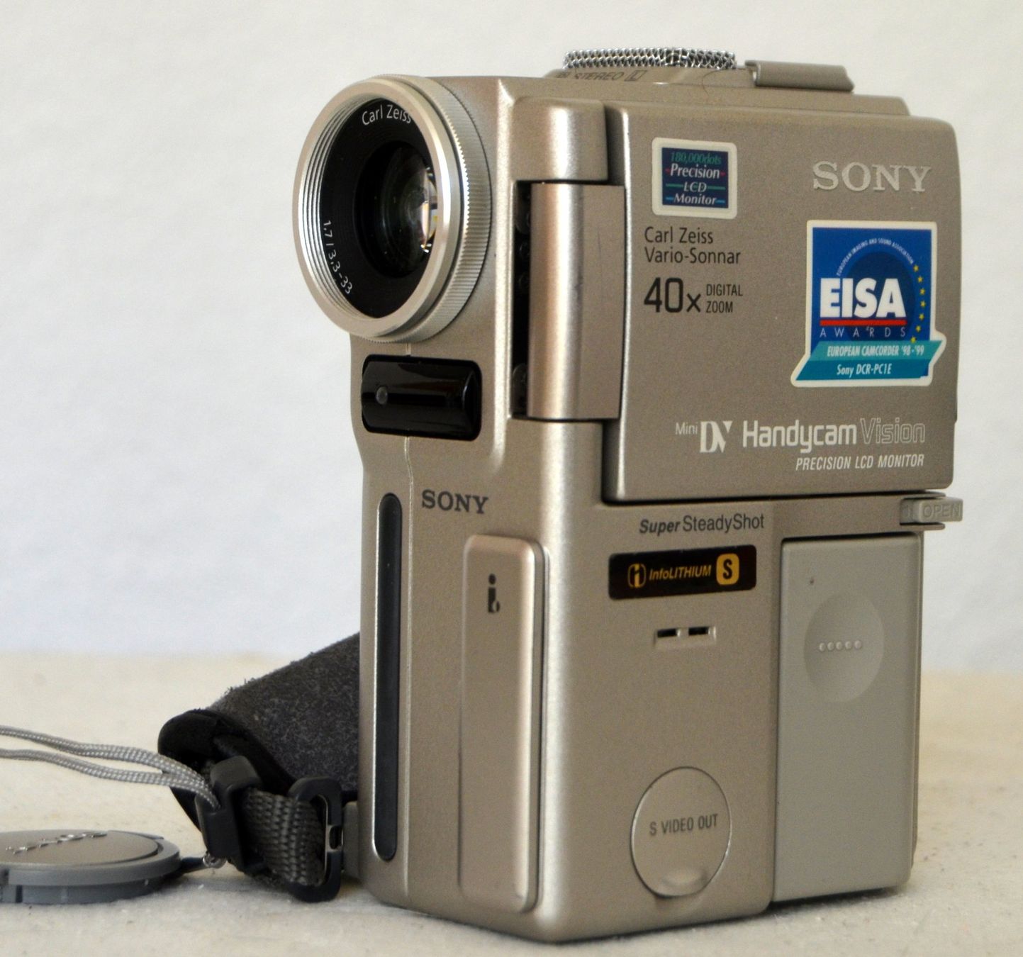 Sony Videocamere: Sony DCR-PC1 Camcorder MiniDV caméscope – Usato da Collonges venduto da arashee 2