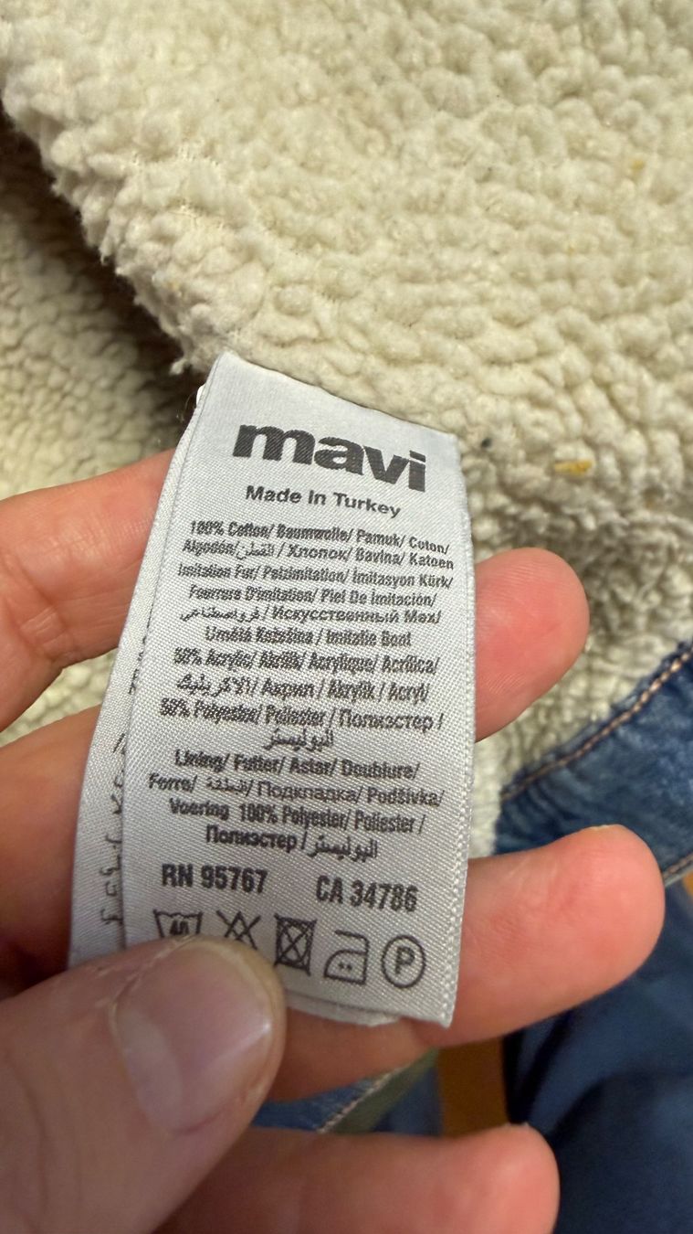 Jacken: Mavi Jeans Jacke mit Teddyfutter, Grösse S – Gebraucht aus Haslen GL von rana04 5