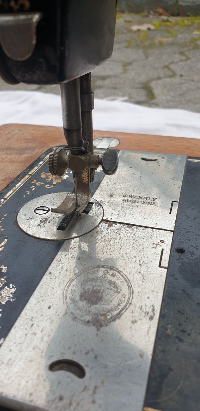 Pfaff Machines à coudre: Ancienne machine PFAFF manuelle – D'occasion à Lausanne par lae_c5zc 4