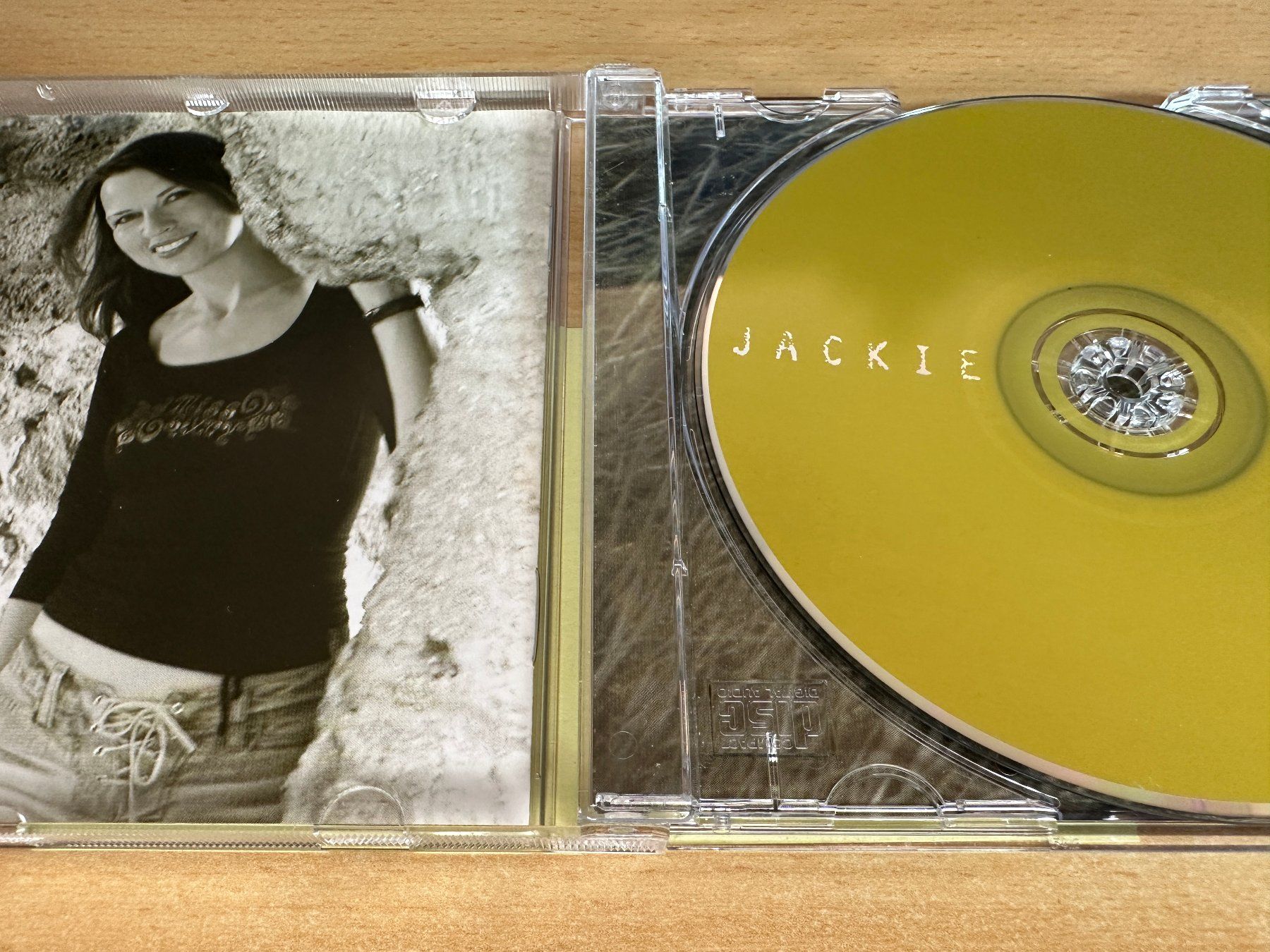 CD: Jackie Leuenberger - Gib mir ä Minute – Usato da Rikon im Tösstal venduto da Alpenmutz 2
