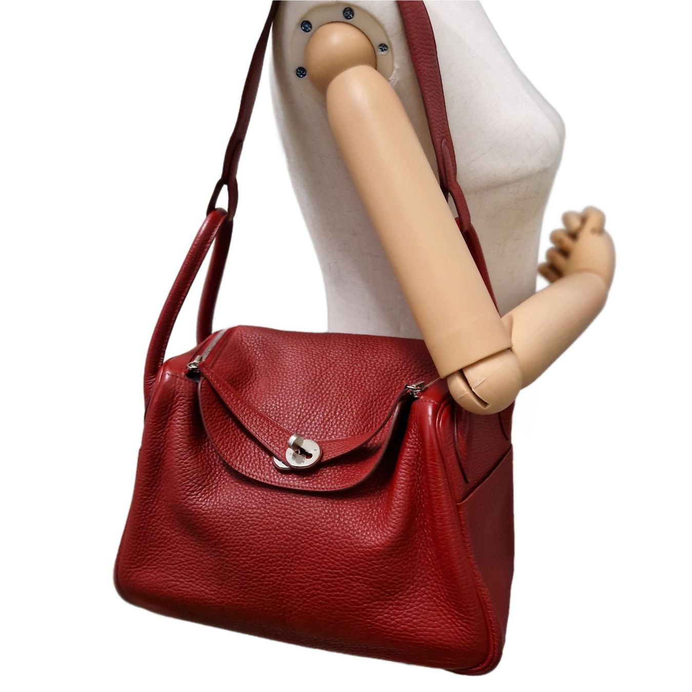 Hermès Borse da donna: Hermès Lindy 30 Bag – Usato da Zürich venduto da Liloubags 1
