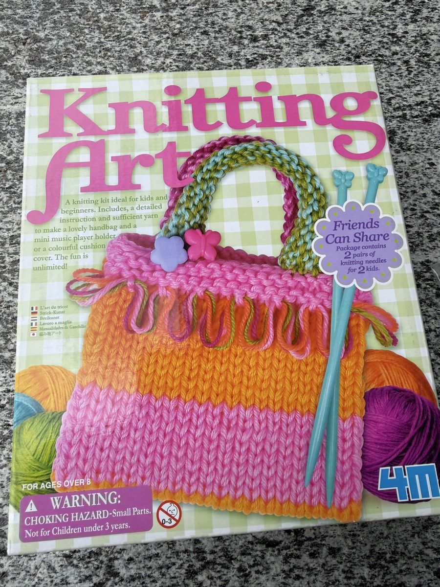 Kit bricolage: Kit per maglia per bambini con aghi plastica – Nuovo e nell'imballaggio originale da Roveredo GR venduto da ang_cc9l 1