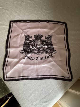 Juicy Couture Foulard Rosa