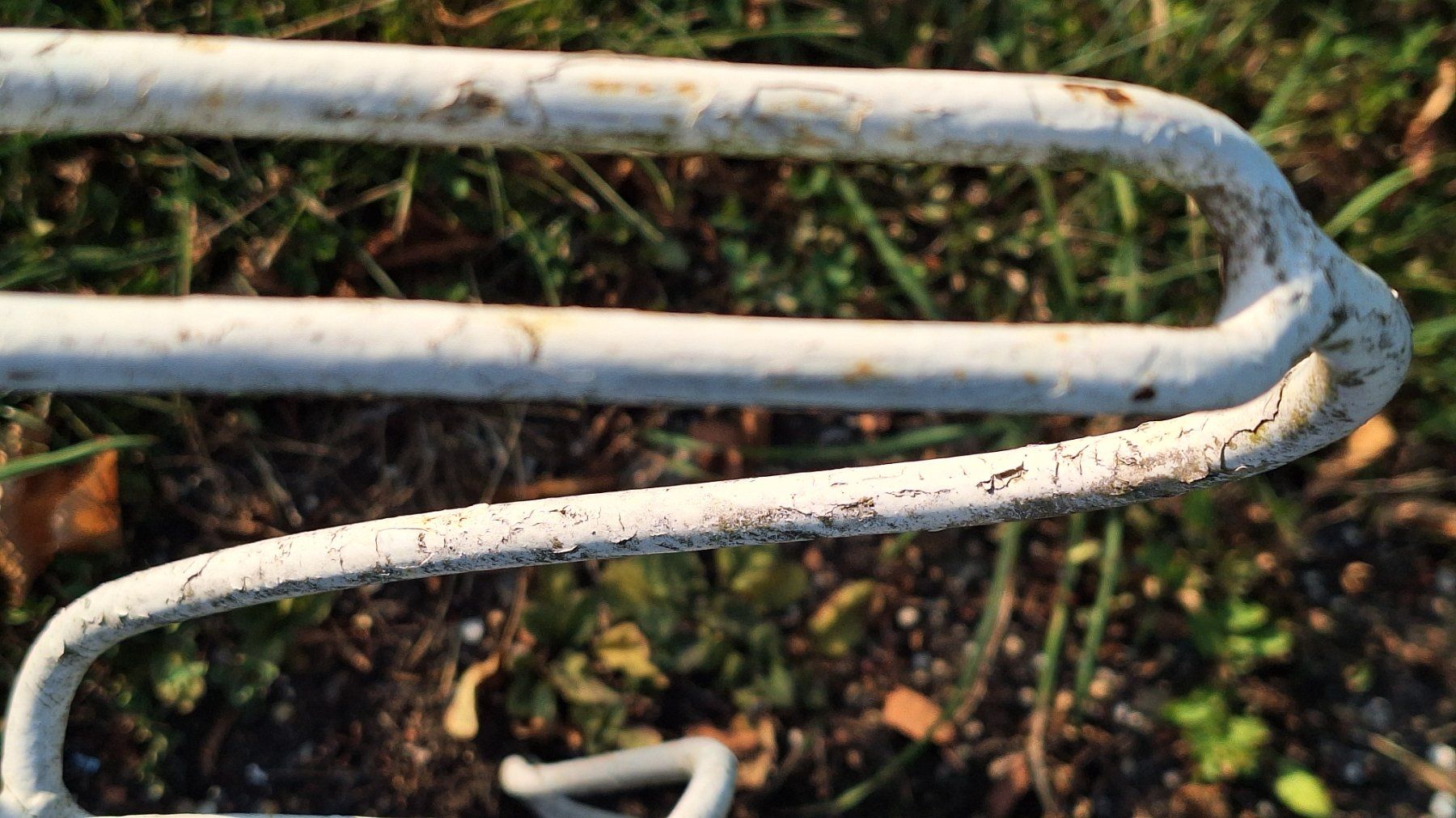 Stühle: alter Gartenstuhl aus Eisen, weiss – Gebraucht aus Dornach von majo8689 7