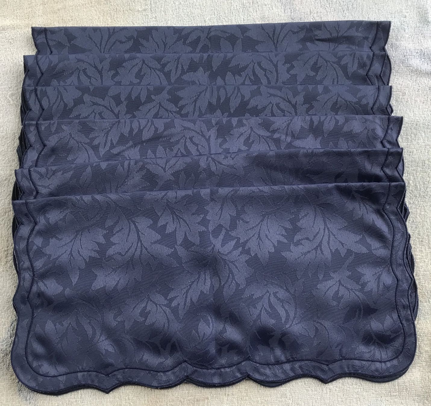 Set di tavolo e panche: 6 ER-TISCHSET TAMARA 40X40CM NEU – Nuovo (secondo la descrizione) da Ostermundigen venduto da wini63 2