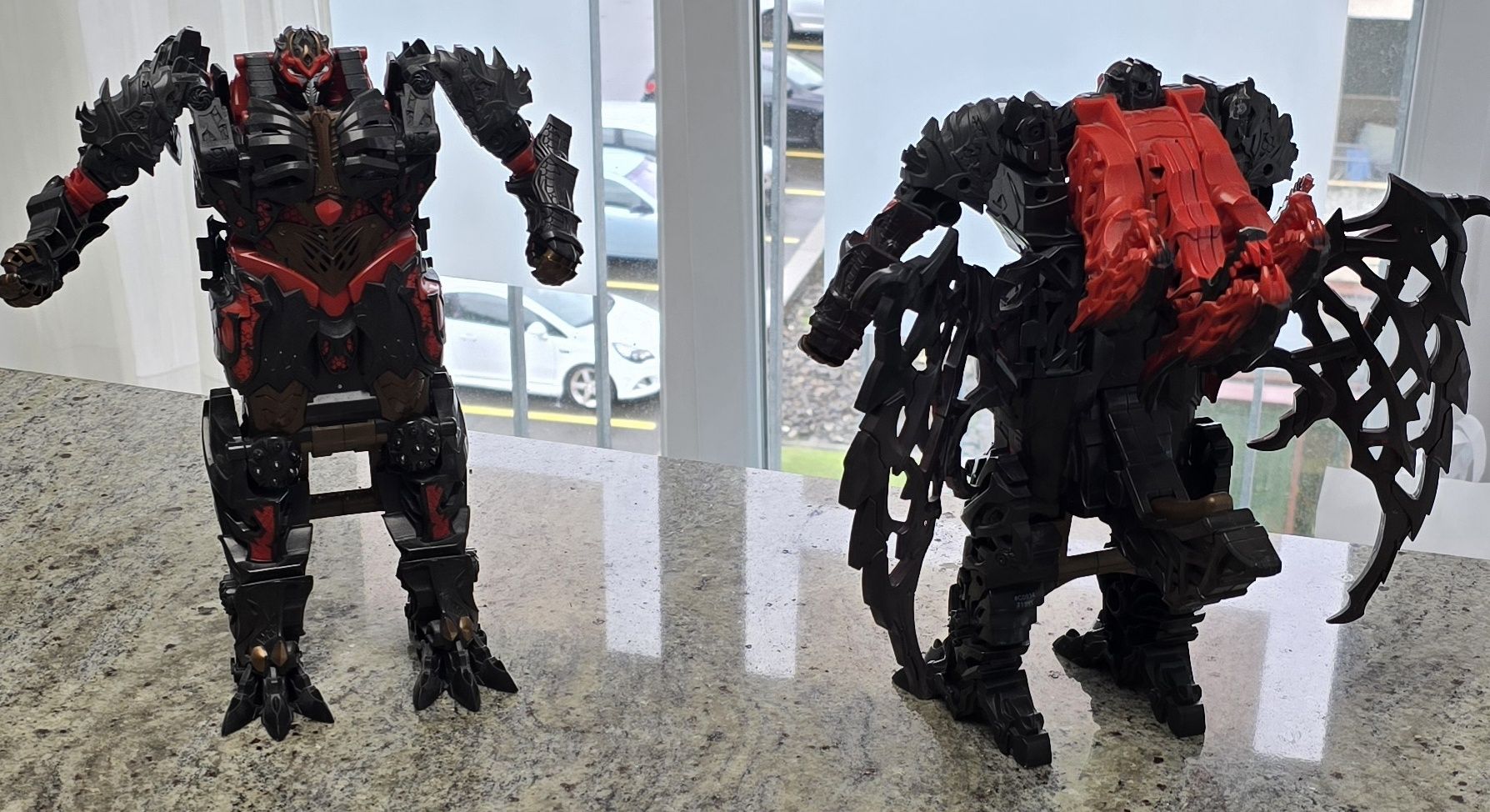 Hasbro Spielzeuge: 2 transformers turbochanger – Defekt aus Martigny von rib_6j9v 7