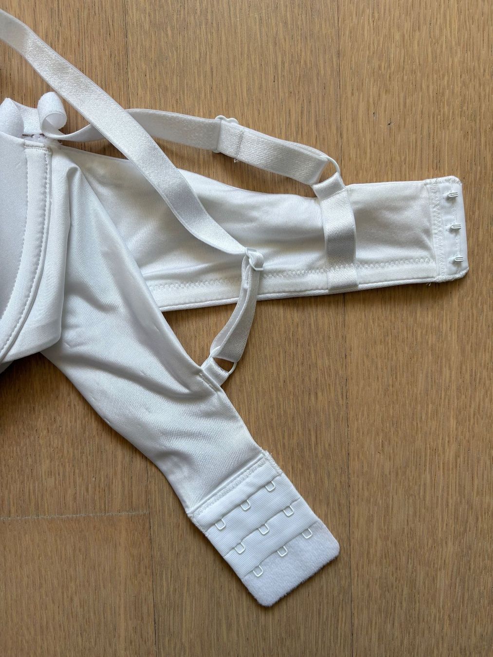 H&M Altra biancheria intima: NEU BH Gr. 85D – Nuovo (secondo la descrizione) da Gossau SG venduto da Black-Queen 4