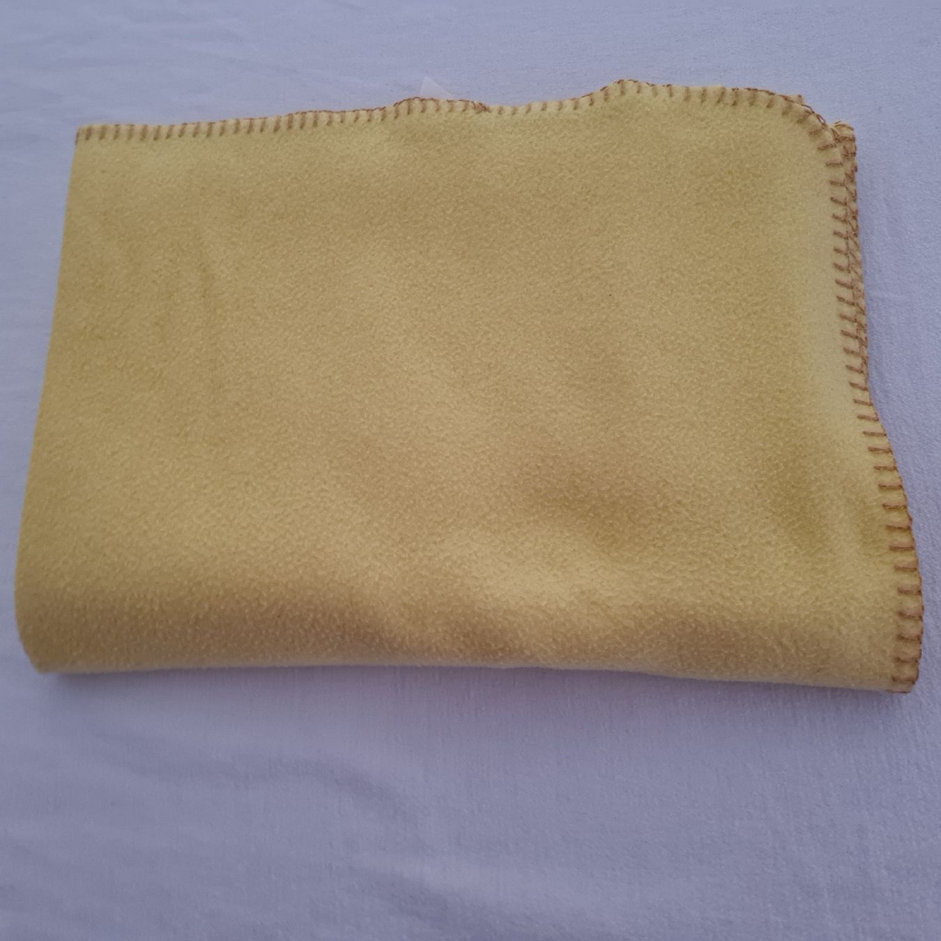 Coperte: Kinder Kuscheldecke Gelb B.124 L.174 cm – Usato da Steinen venduto da turbogeiss99 4