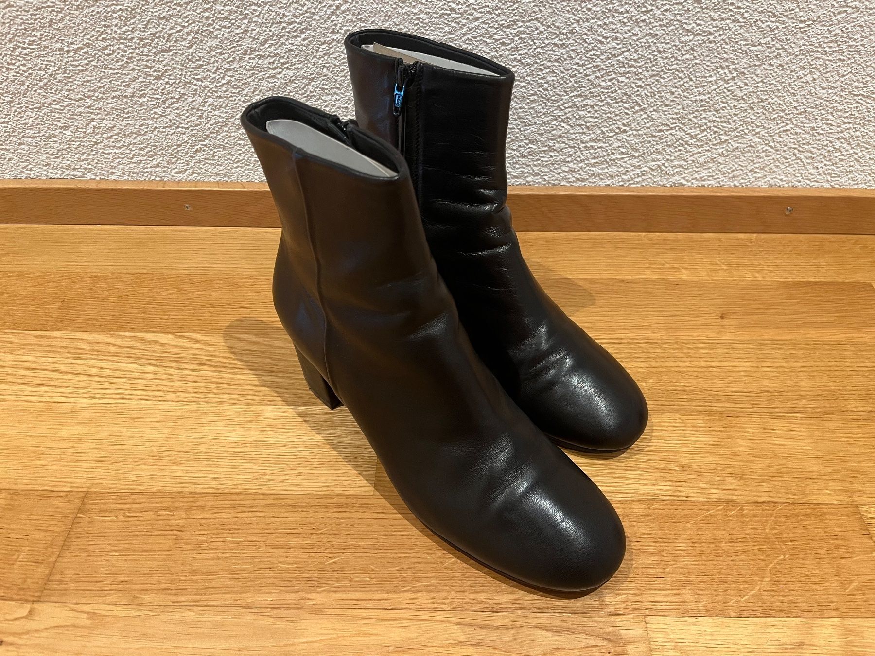 Damenschuhe: Billi Bi Lederstiefeletten Schwarz Gr.40 – Gebraucht aus Wollerau von bri_s9qv