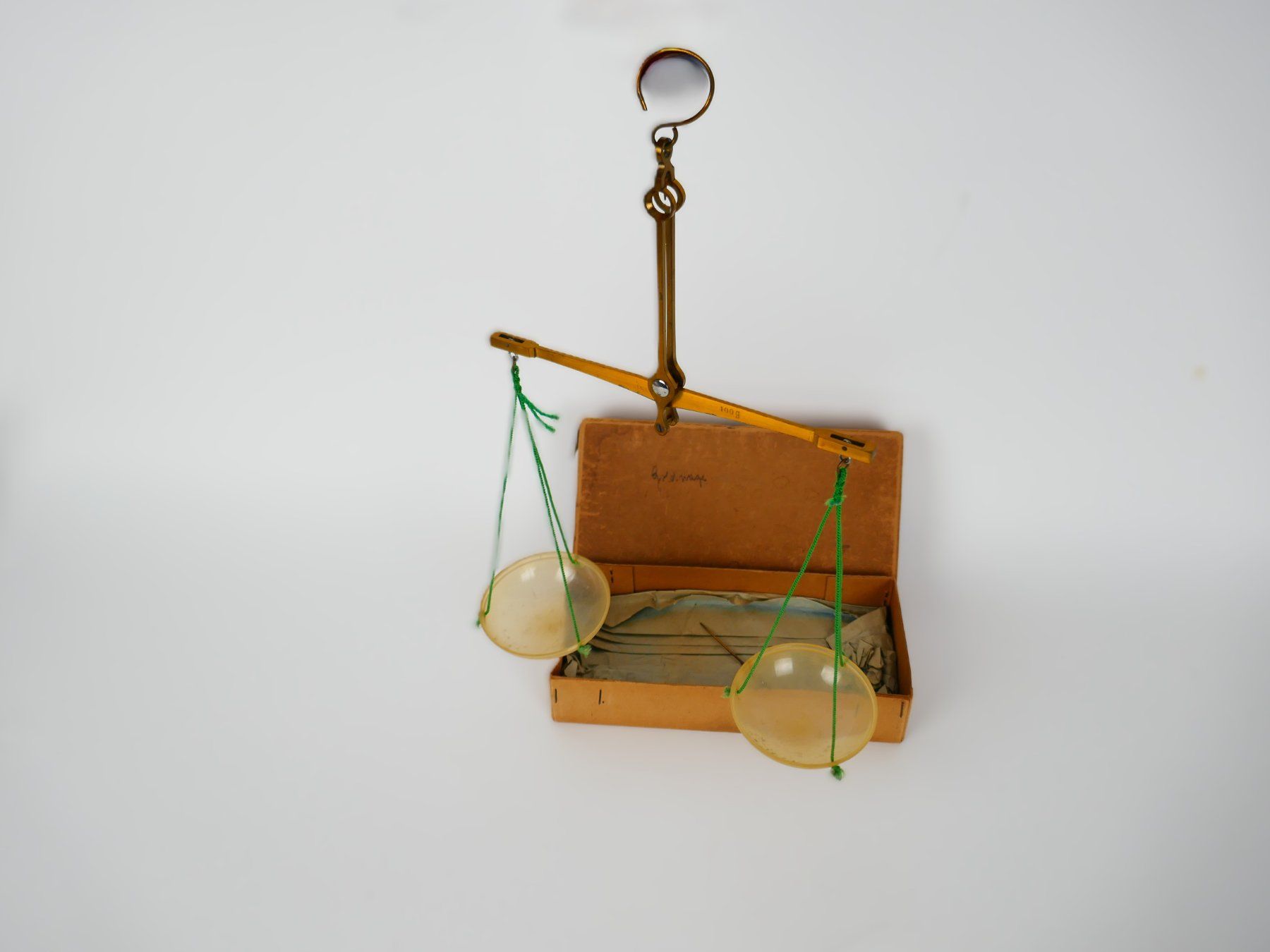 Accessori da laboratorio: Vintage Waage – Usato da Urtenen-Schönbühl venduto da Restwert_Schoenbuehl 1
