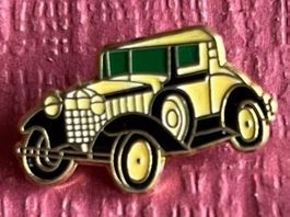 Oldtimer Auto Pin