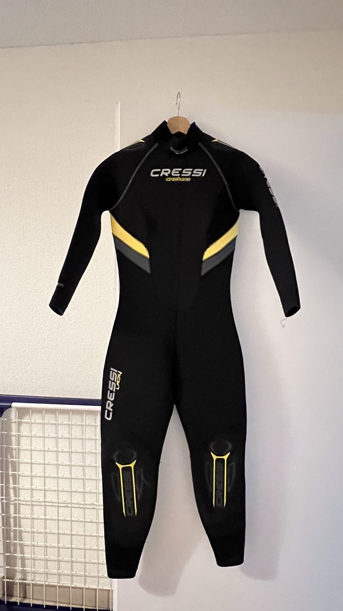 Cressi Mute per immersioni: CRESSI Castoro Wetsuit- Lady 5 mm Anatomic Shape – Nuovo (secondo la descrizione) da Basel venduto da NecC