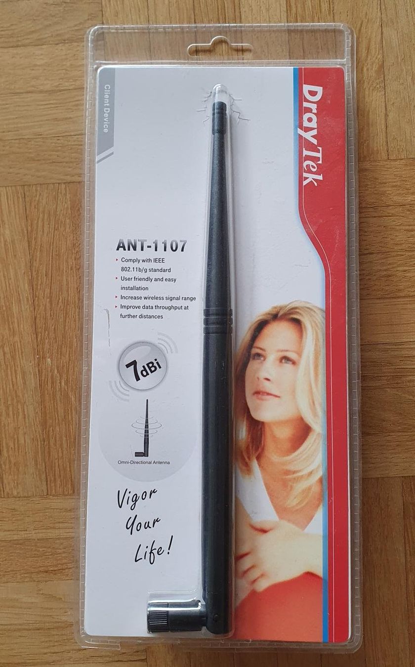 Radiocomunicazione: DrayTek ANT-1107 Antenne - Neu & Originalverpackt! – Nuovo e nell'imballaggio originale da Aarwangen venduto da Gaffeli