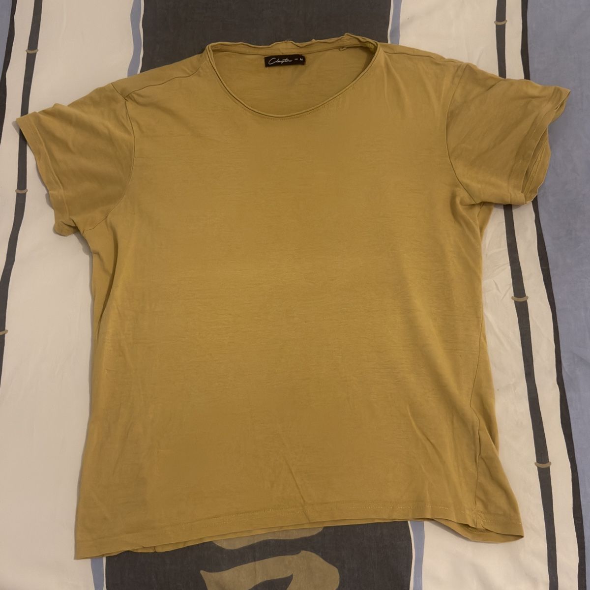 T-shirt: T-Shirt gelb, M – Usato da Opfikon venduto da andi_campi