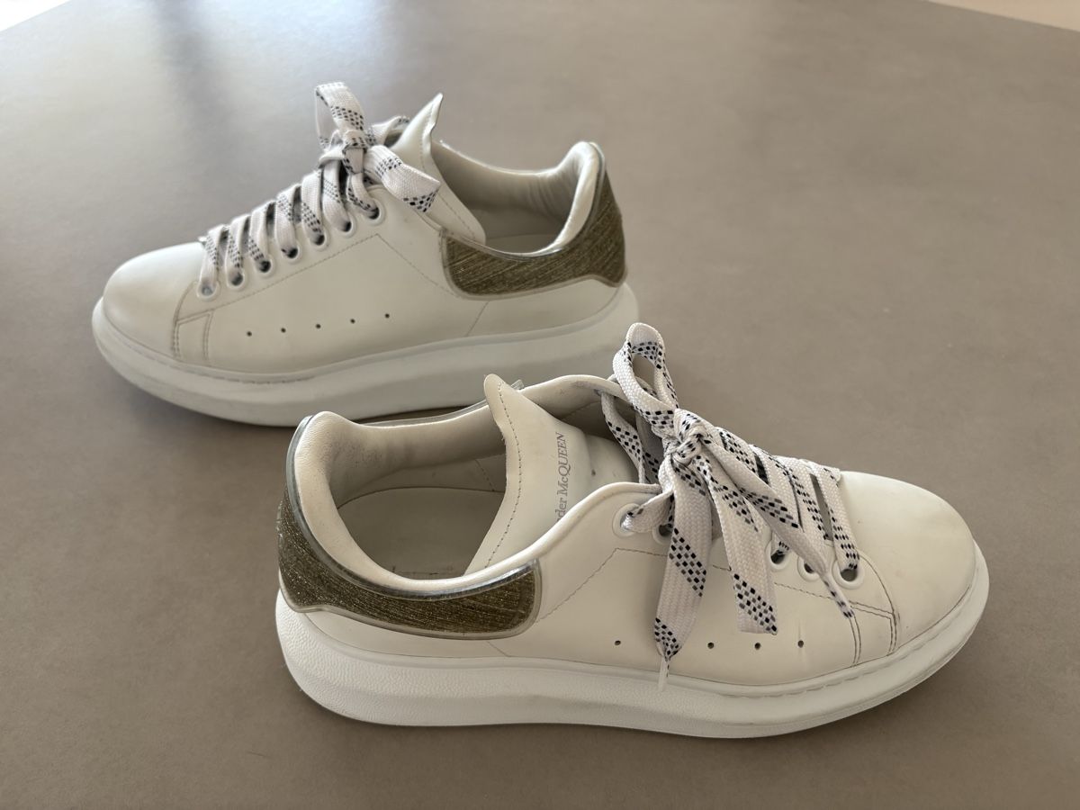 Alexander Mcqueen Scarpe da donna: Alexander McQueen Ltd Edition trainers – Usato da Castel San Pietro venduto da mih_l86g 4