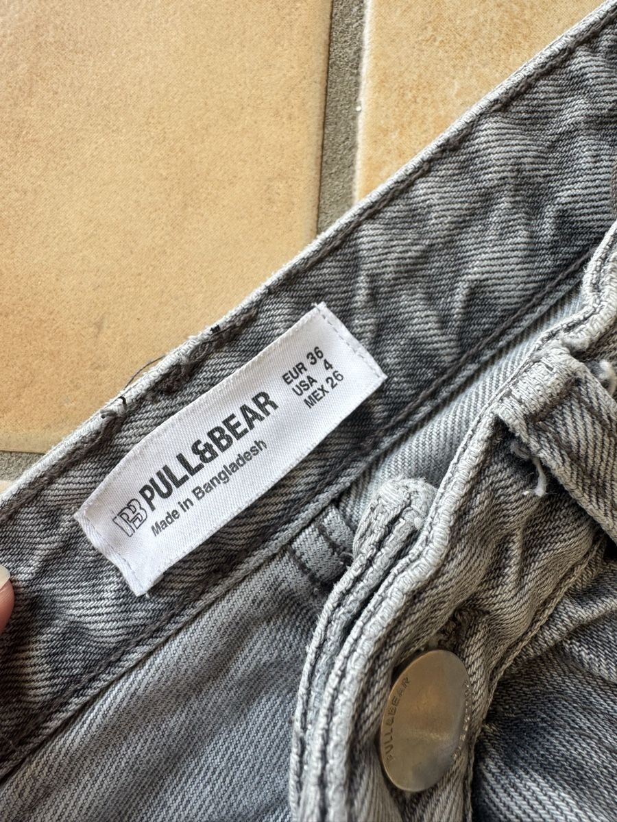Pull&Bear Jeans: jeans droit gris pull & bear  – Usato da Lonay venduto da nei_79jc 1
