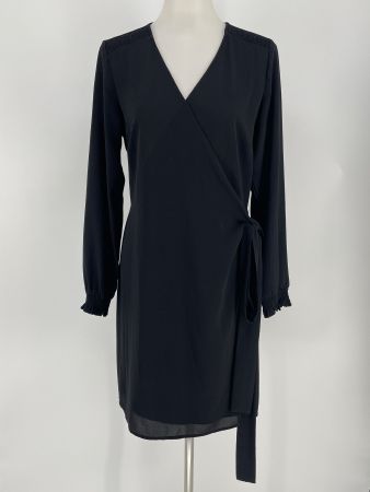 Schwarzes elegantes Wickelkleid, Gr. 36 von Kaffe