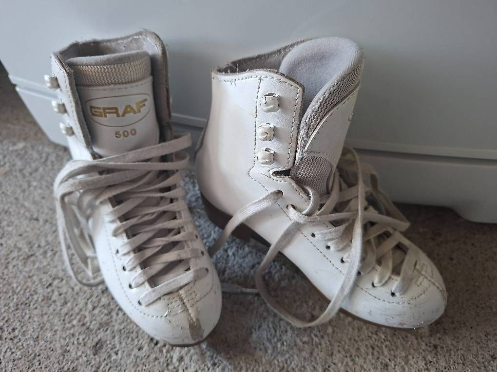 Schlittschuhe: Eiskunstlaufschuhe Graf – Gebraucht aus Herisau von mon_xl6w
